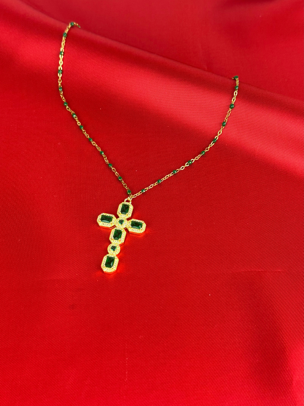 COLLIER CROIX DIAMANT