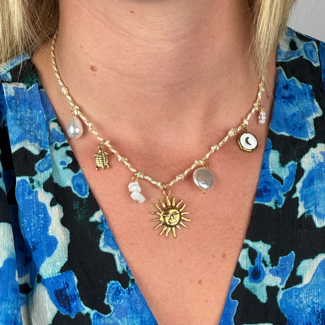 COLLIER CLEO