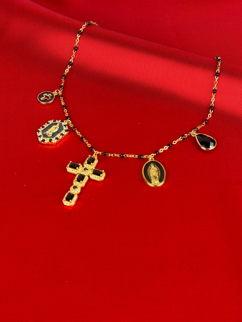 COLLIER ONYX