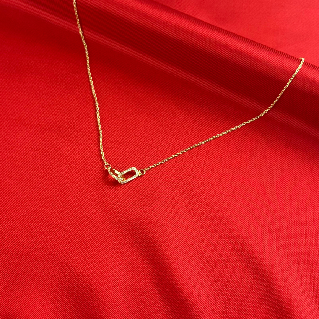 COLLIER LIONA
